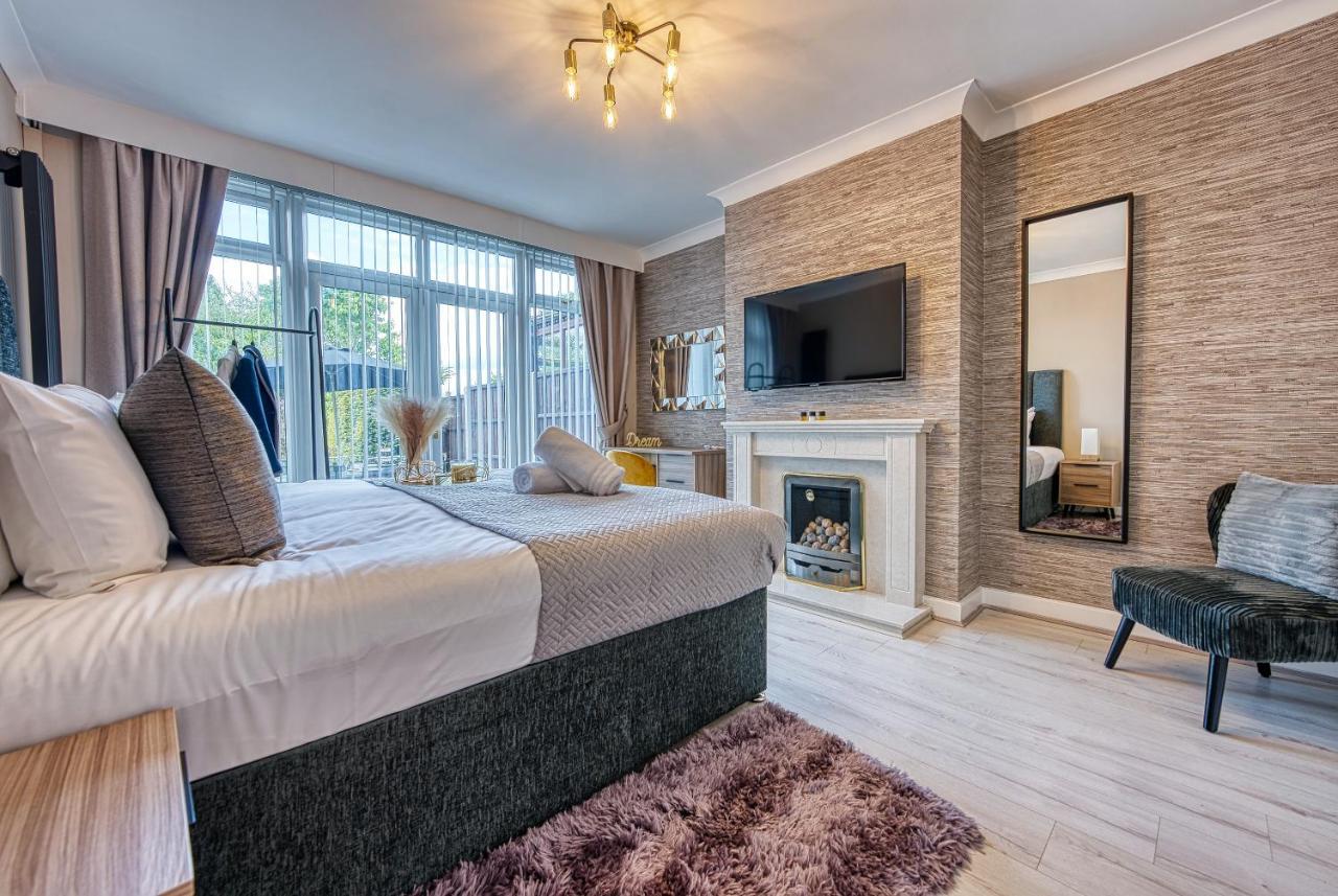 Elegant 5 Bed House - Sleeps 9, Central Solihull, Nec, Jlr, Hs2, Resorts World, Airport Business And Leisure Stays, Exterior foto
